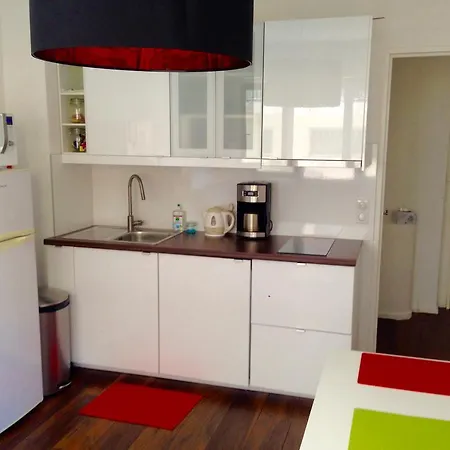 La Reine Astrid شقة أنتيب