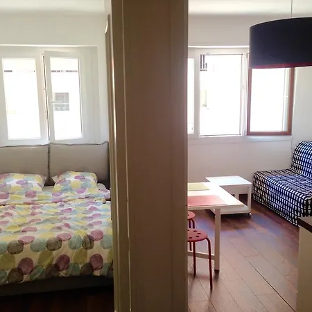 La Reine Astrid * أنتيب